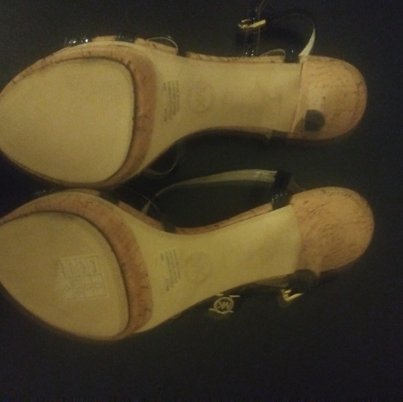 Michael Kors heels - Picture 3 of 3